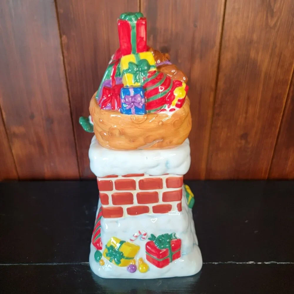 Santa Going Down Chimney Cookie Jar Ceramic Seasonal Kitchen Decor Original Pkg.